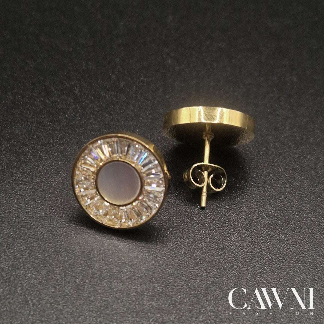 https://cdn.shopify.com/s/files/1/0644/7851/1163/files/cawnifashion-golden-moon-earrings-9035159.jpg?v=1763751236