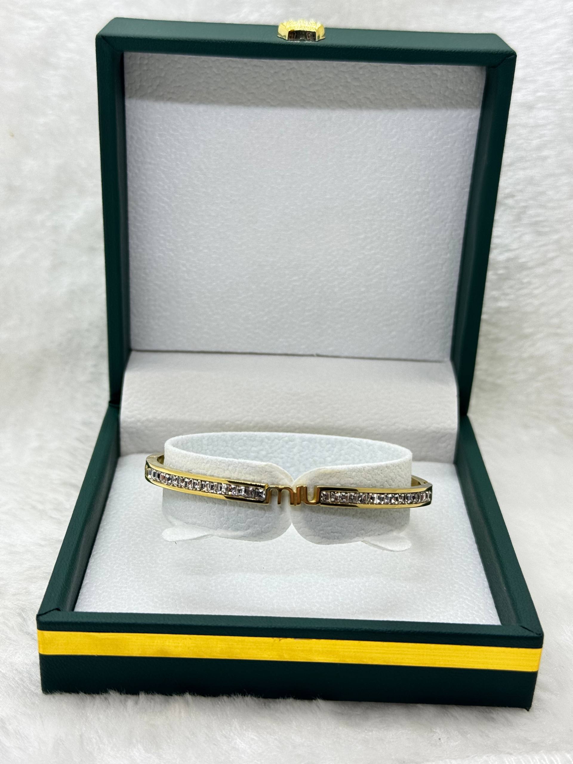Minimalist Gold Crystal Bar Bracelet