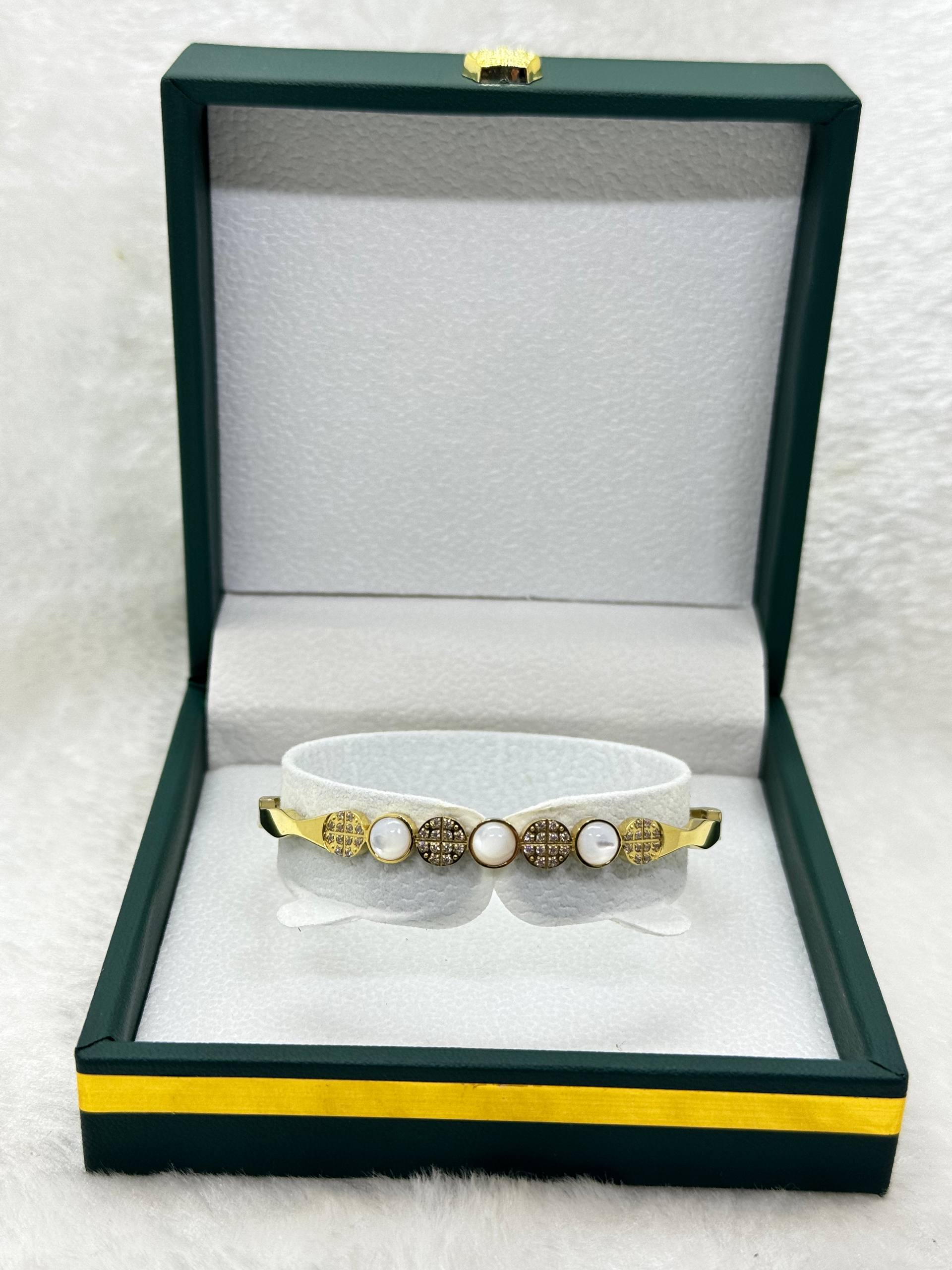 Gold Pearl & Crystal Circle Bracelet