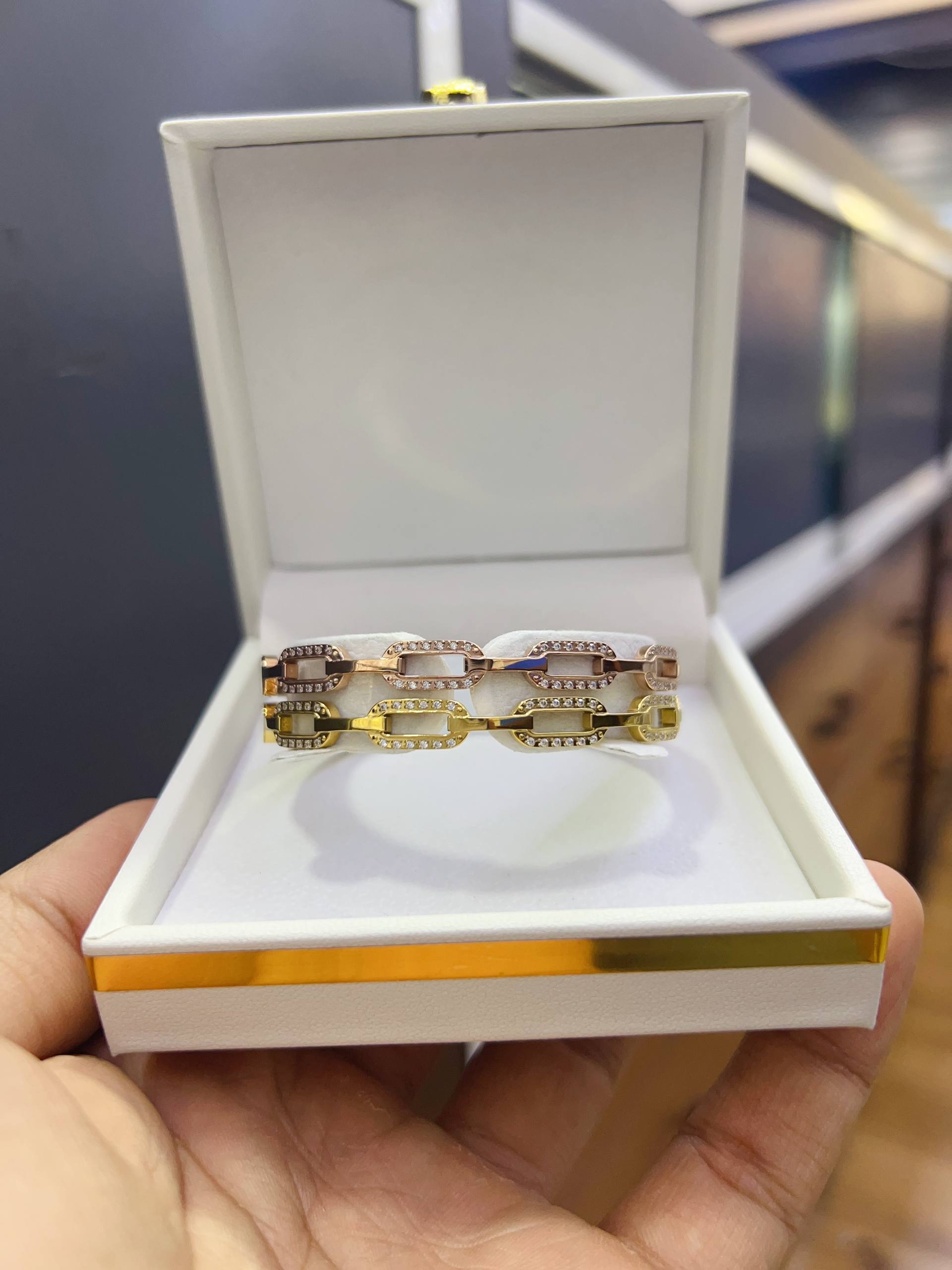 Tri-Tone Chain Link Bracelet – Aura Accessories